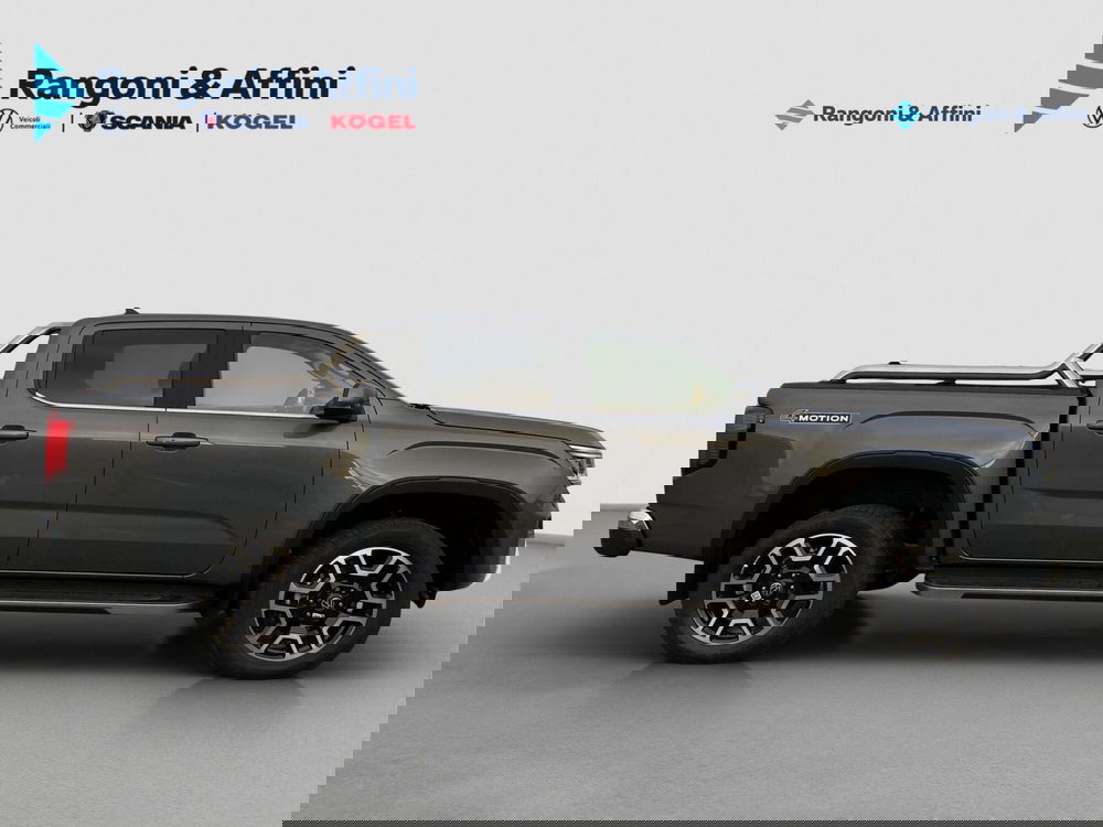 Volkswagen Amarok nuova a Mantova (3)