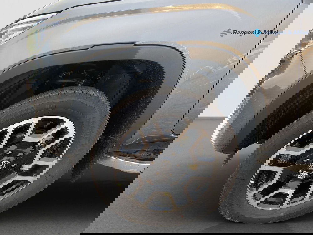 Volkswagen Amarok nuova a Mantova (9)