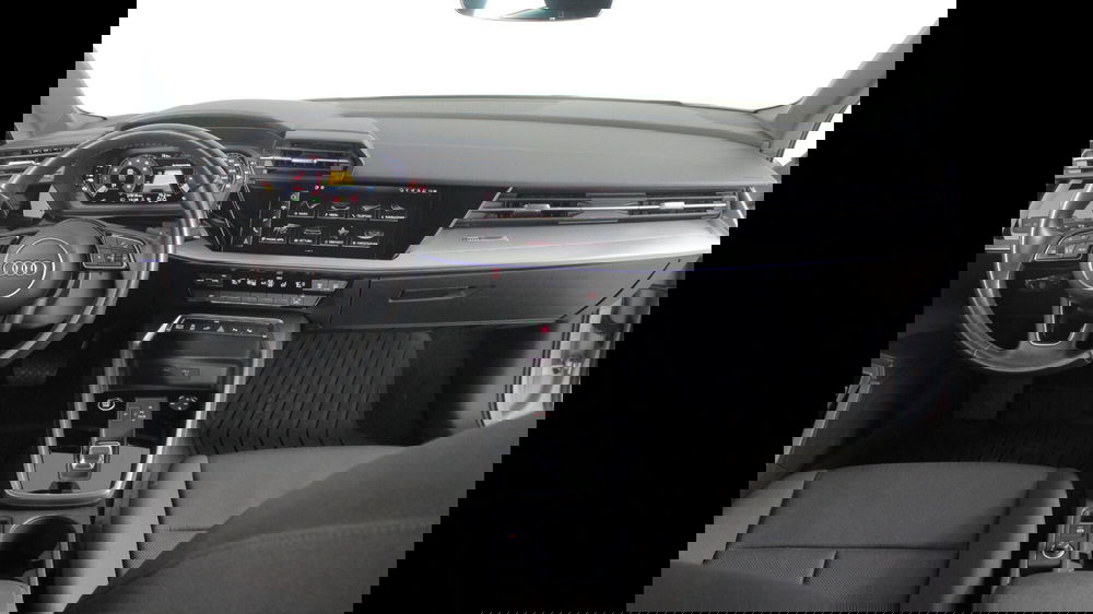 Audi A3 Sportback usata a Palermo (11)