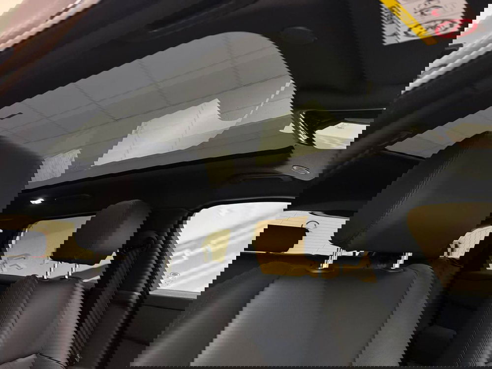 Land Rover Range Rover Velar usata a Savona (11)