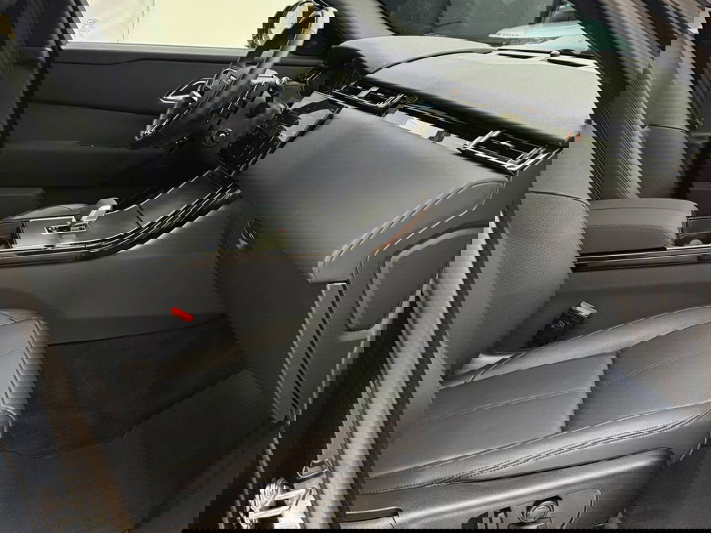 Land Rover Range Rover Velar usata a Savona (3)