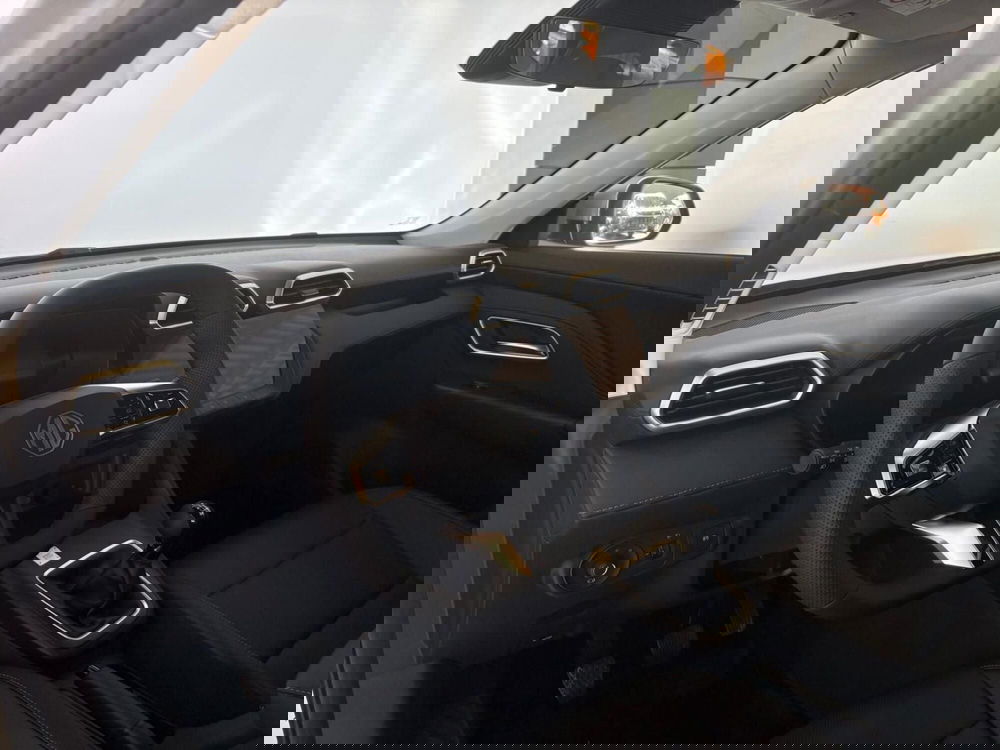 Mg ZS nuova a Milano (12)