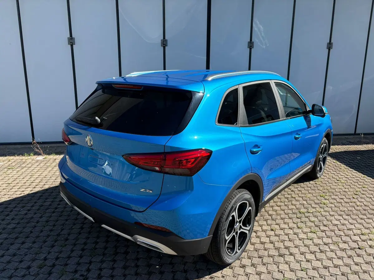 Mg ZS nuova a Milano (6)