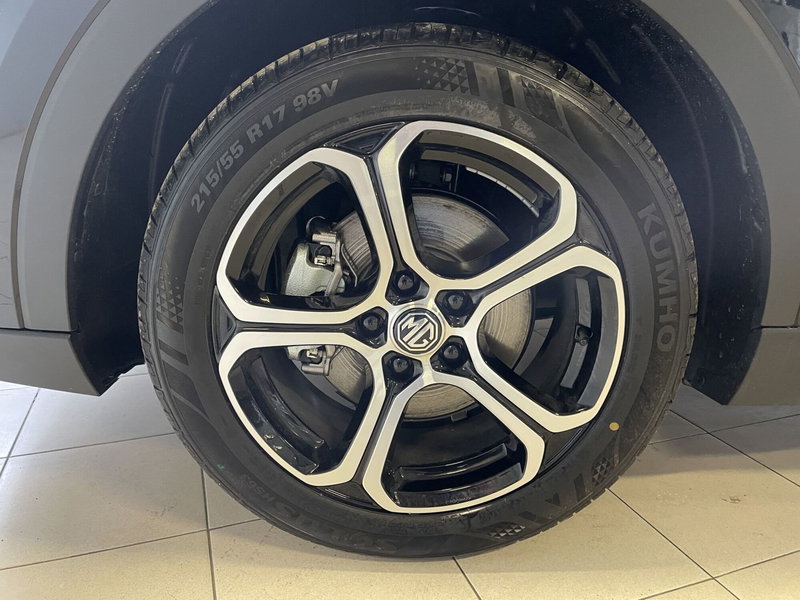 Mg ZS nuova a Milano (16)