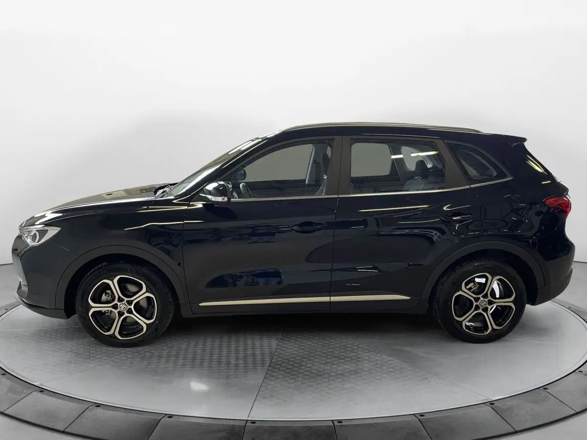 Mg ZS nuova a Milano (3)