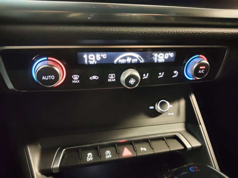 Audi Q3 Sportback usata a Modena (11)