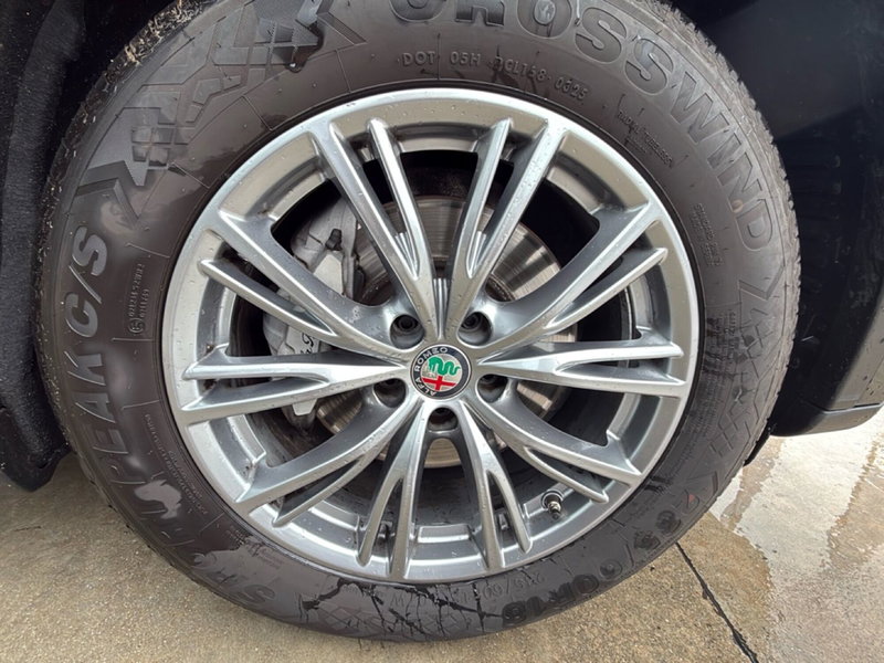 Alfa Romeo Stelvio usata a Cosenza (15)