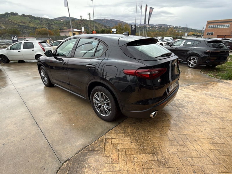 Alfa Romeo Stelvio usata a Cosenza (3)