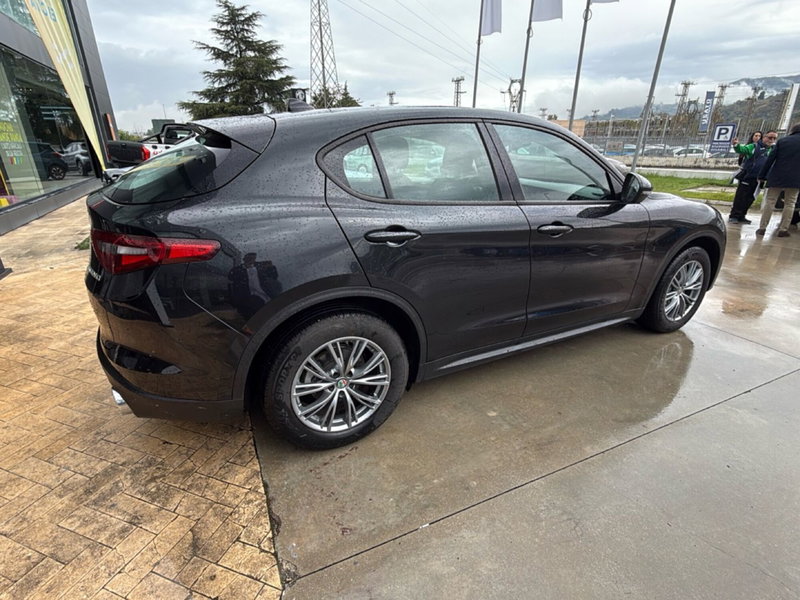 Alfa Romeo Stelvio usata a Cosenza (6)