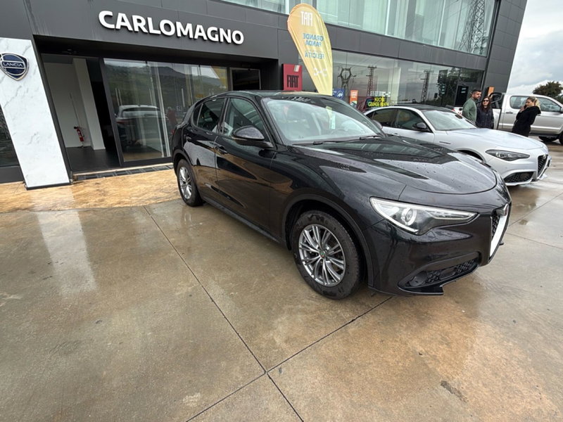 Alfa Romeo Stelvio usata a Cosenza (8)