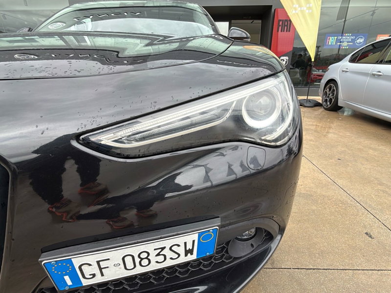 Alfa Romeo Stelvio usata a Cosenza (9)