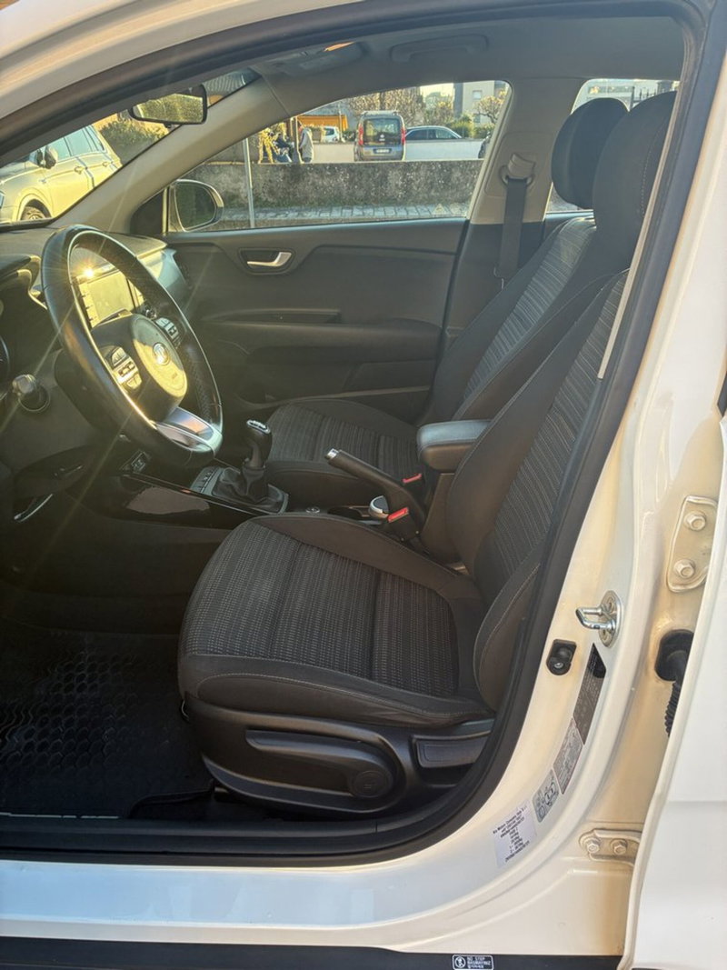 Kia Stonic usata a Frosinone (9)