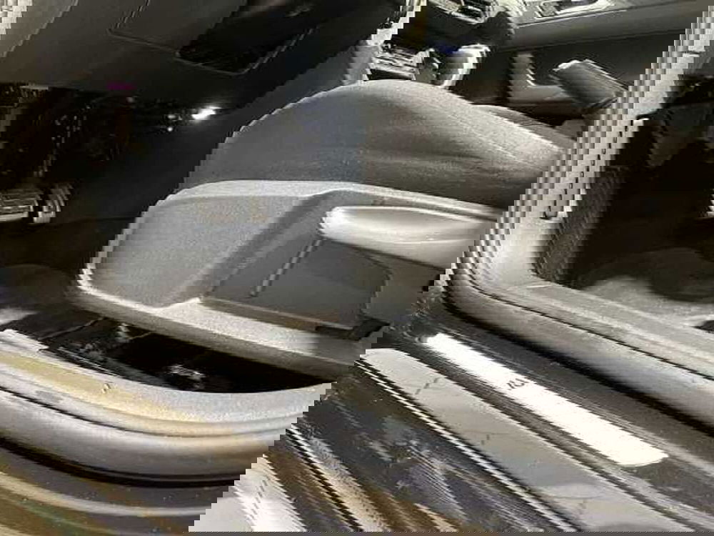 Volkswagen Taigo usata a Prato (19)