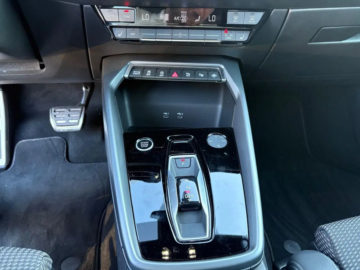 Audi A3 Sportback usata a Bari (8)