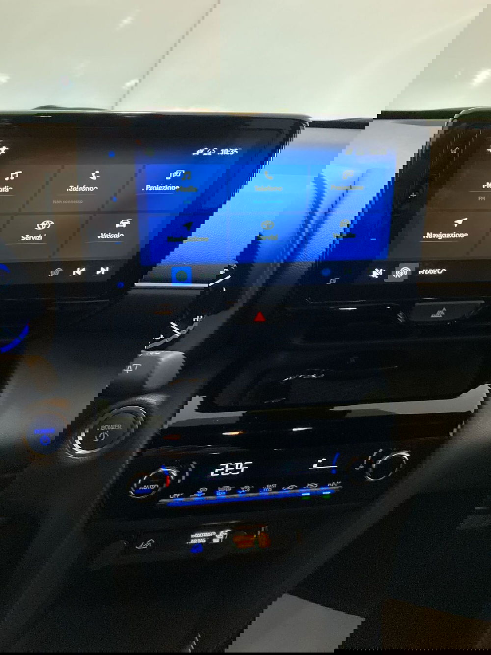 Toyota Yaris Cross usata a Barletta-Andria-Trani (10)