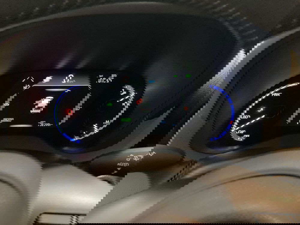 Toyota Yaris Cross usata a Barletta-Andria-Trani (9)