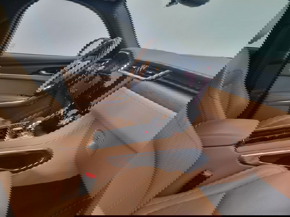 Jaguar F-Pace usata a Brescia (3)