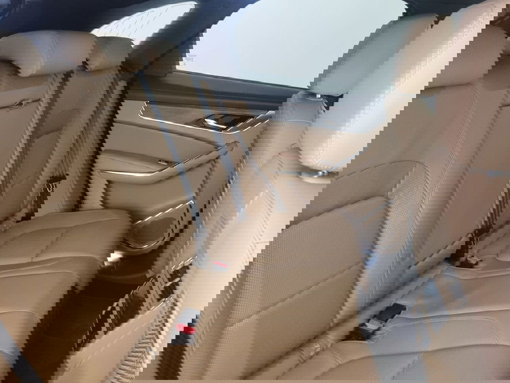 Jaguar F-Pace usata a Brescia (5)