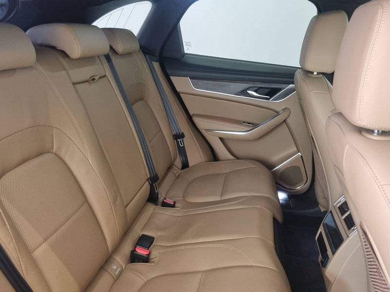 Jaguar F-Pace usata a Brescia (5)