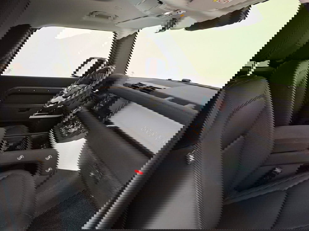 Land Rover Defender usata a Brescia (3)