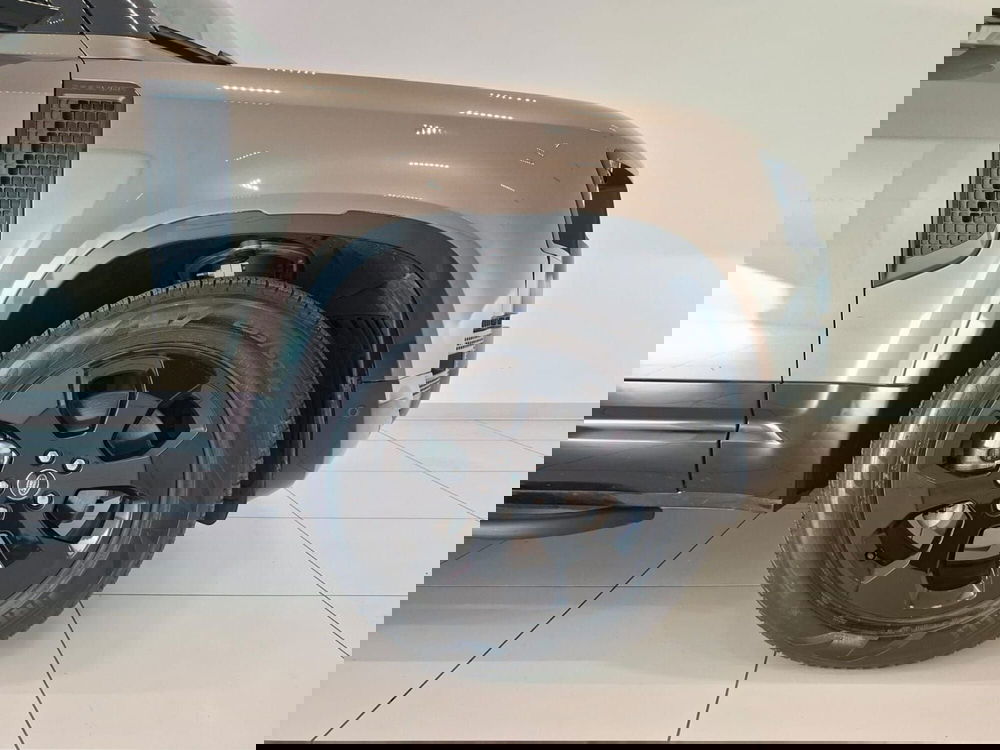 Land Rover Defender usata a Brescia (9)