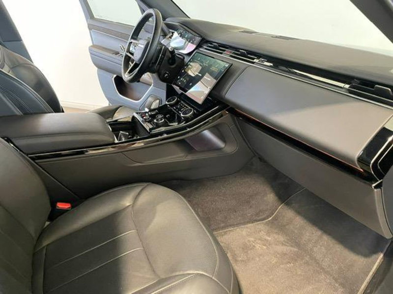 Land Rover Range Rover Sport usata a Venezia (11)