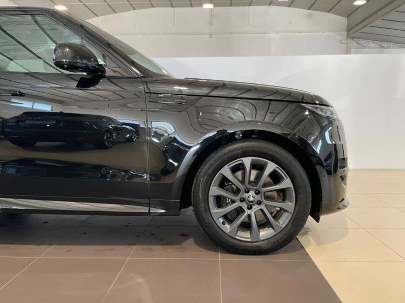 Land Rover Range Rover Sport usata a Venezia (15)