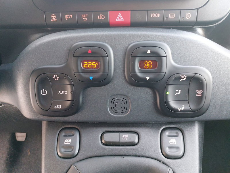 Fiat Panda Cross usata a Pavia (9)