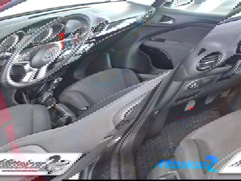 Opel Adam usata a Udine (11)