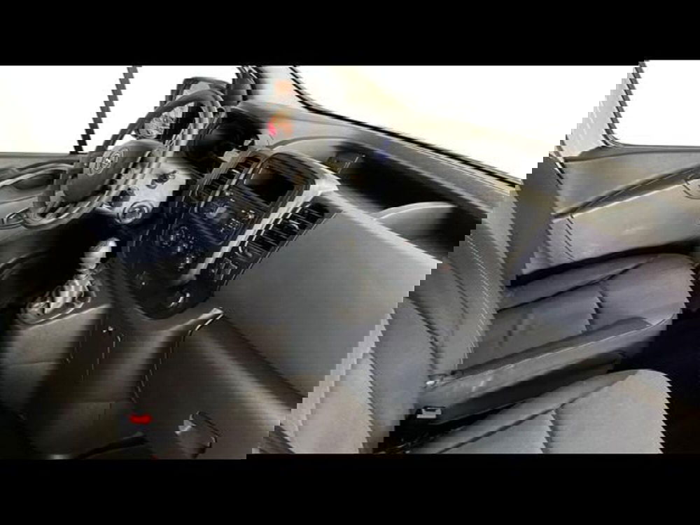 Opel Vivaro Furgone usata a Firenze (11)