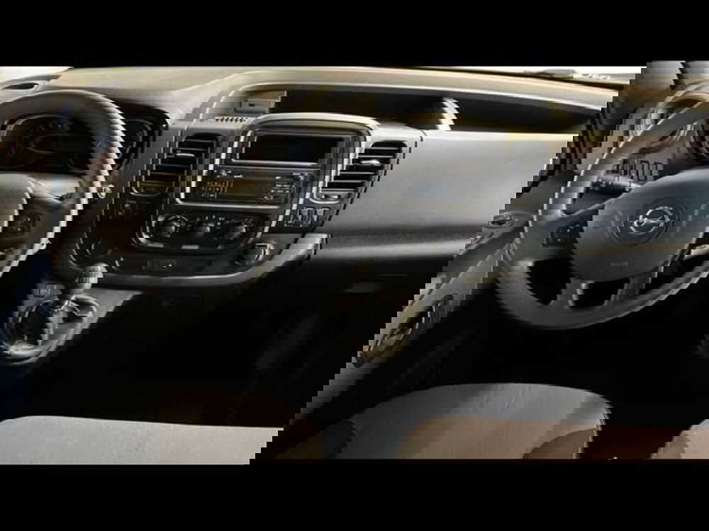 Opel Vivaro Furgone usata a Firenze (8)
