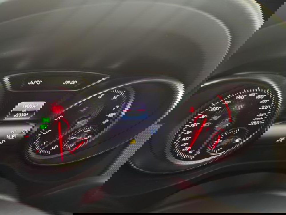 Mercedes-Benz GLA SUV usata a Milano (13)