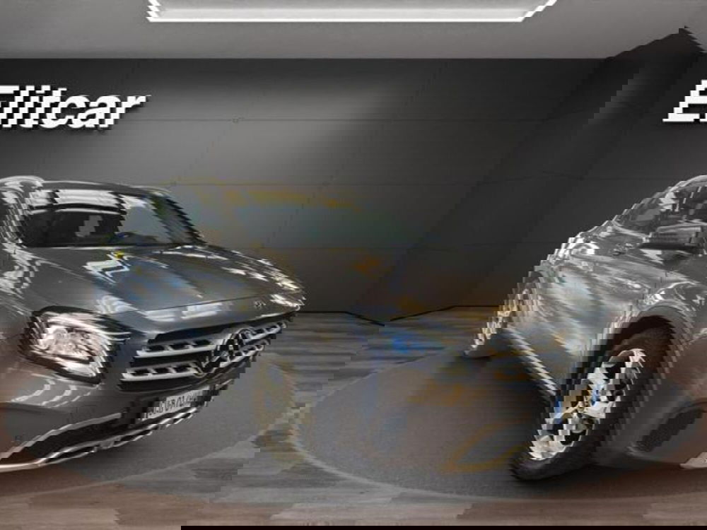 Mercedes-Benz GLA SUV usata a Milano (3)