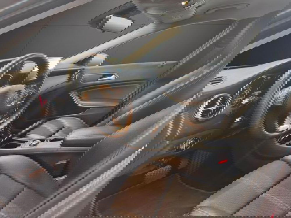 Mercedes-Benz GLA SUV usata a Milano (7)