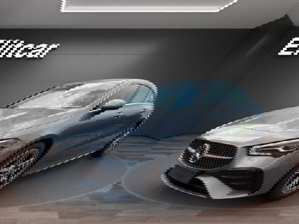 Mercedes-Benz CLA Shooting Brake usata a Novara