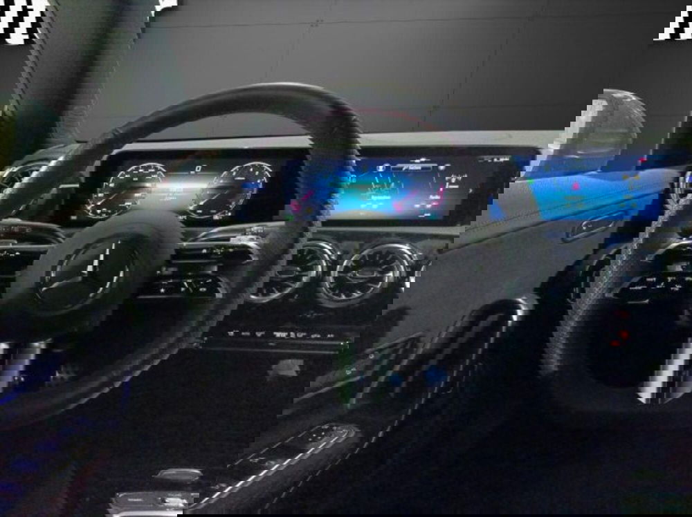 Mercedes-Benz CLA Shooting Brake usata a Novara (13)