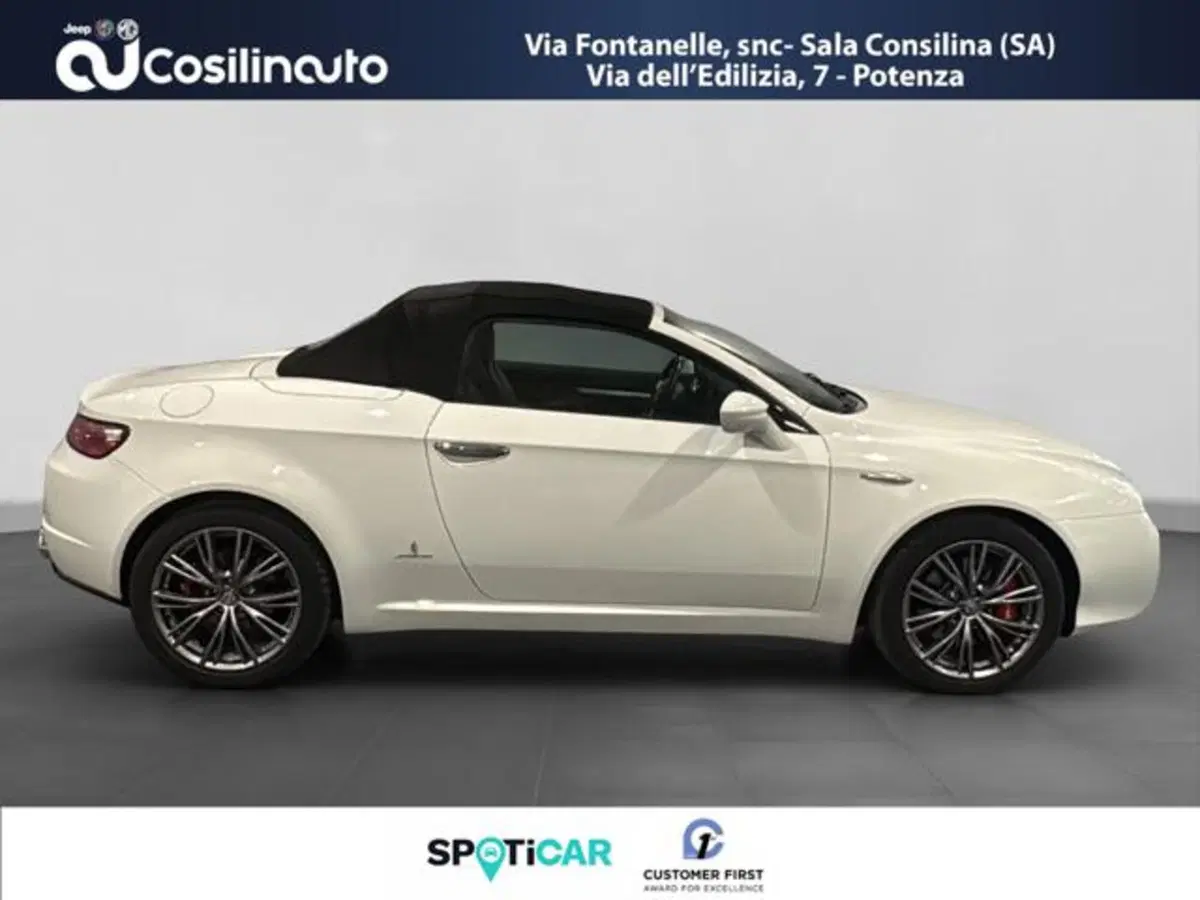 Alfa Romeo Spider usata a Salerno (6)