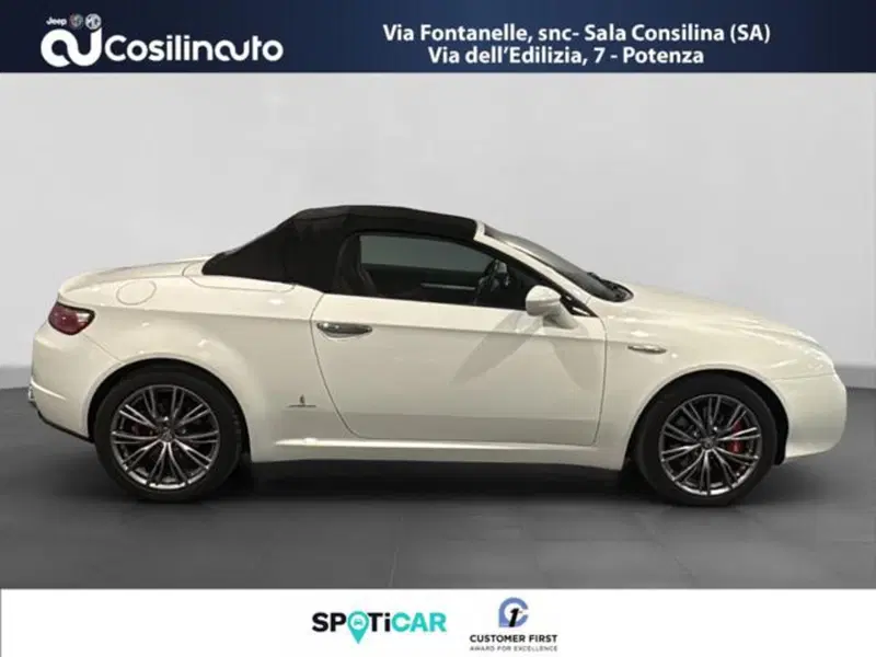 Alfa Romeo Spider usata a Salerno (6)