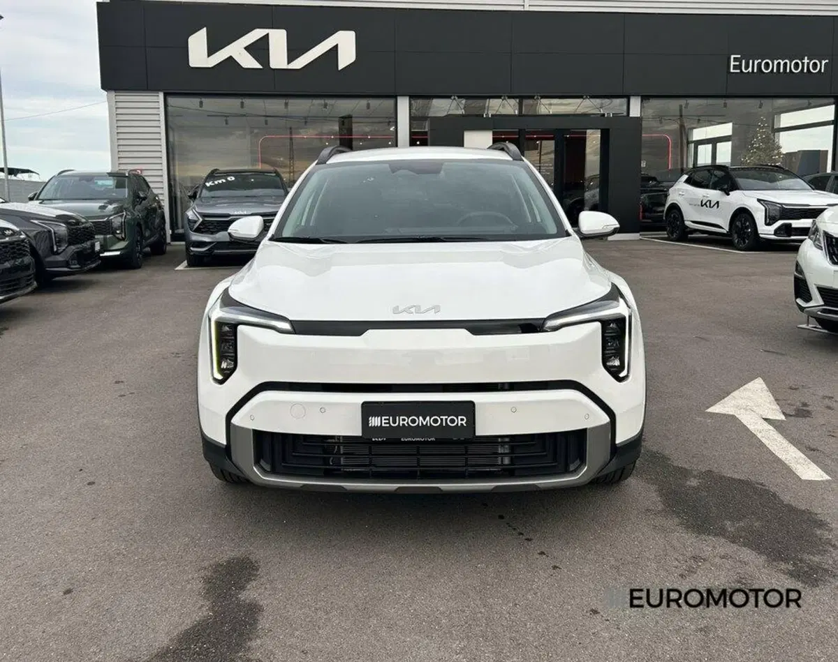 Kia Stonic nuova a Bari (2)