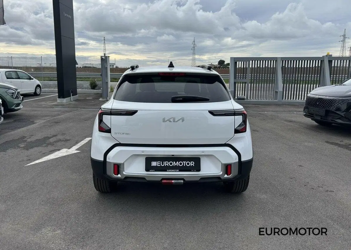 Kia Stonic nuova a Bari (6)
