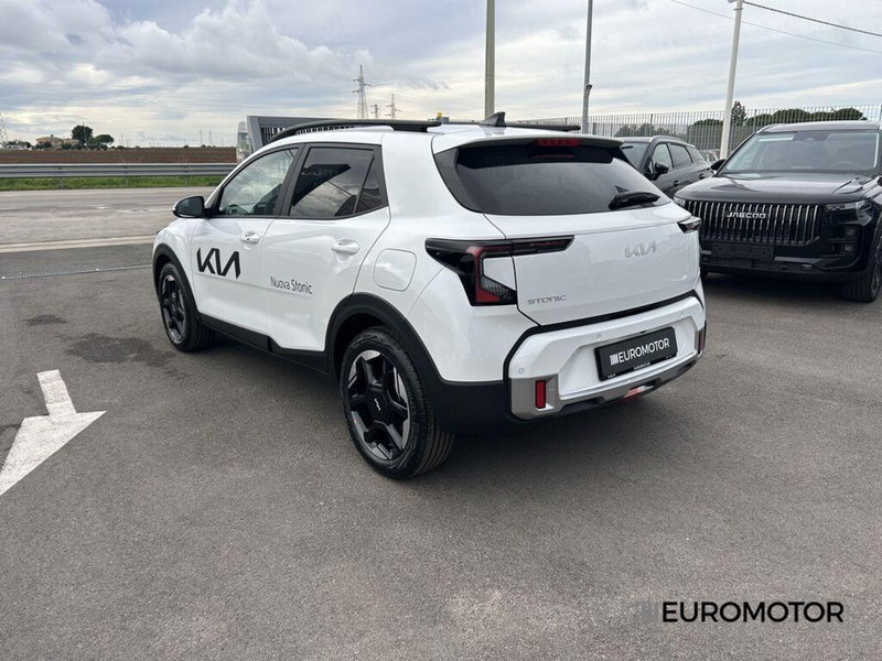 Kia Stonic nuova a Bari (7)