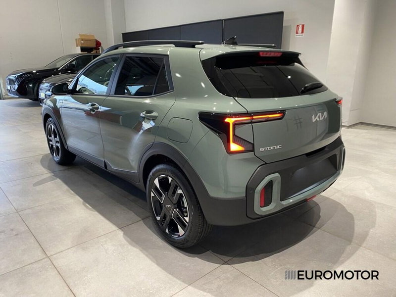 Kia Stonic nuova a Bari (10)
