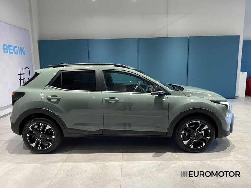 Kia Stonic nuova a Bari (6)