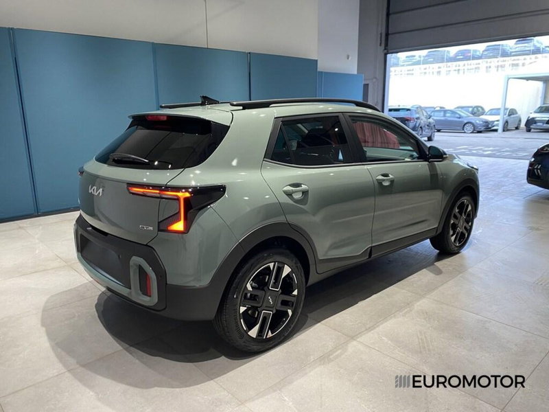 Kia Stonic nuova a Bari (7)