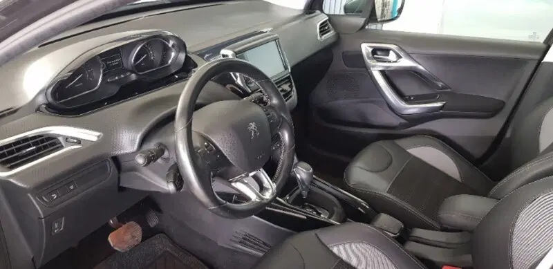 Peugeot 2008 usata a Pordenone (12)