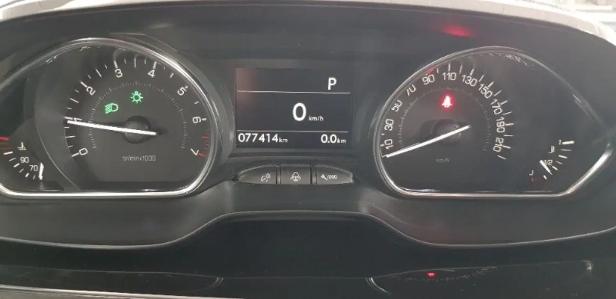 Peugeot 2008 usata a Pordenone (17)