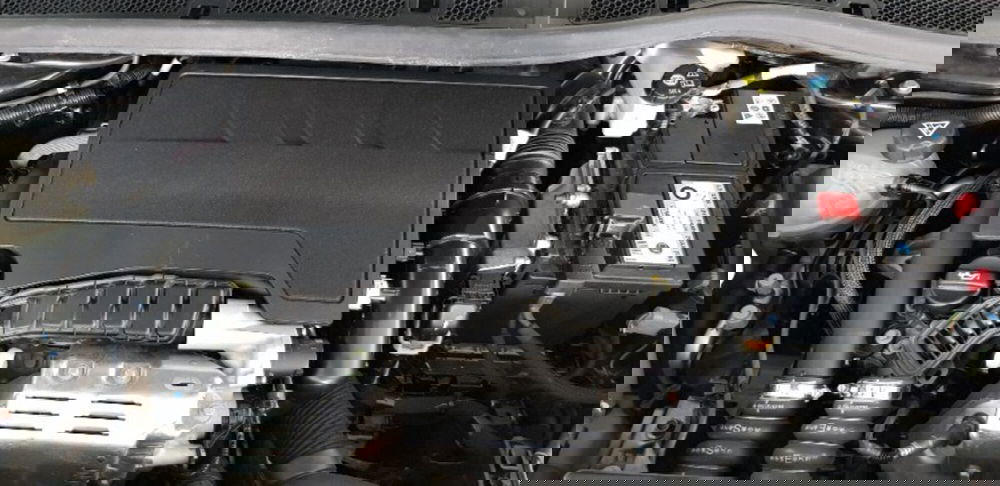 Peugeot 2008 usata a Pordenone (10)