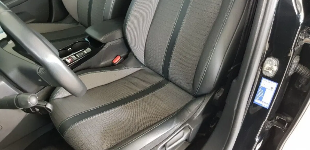 Peugeot 2008 usata a Pordenone (13)