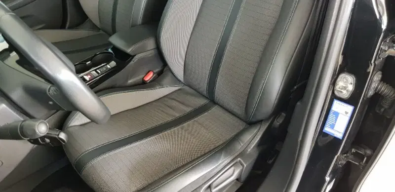 Peugeot 2008 usata a Pordenone (13)