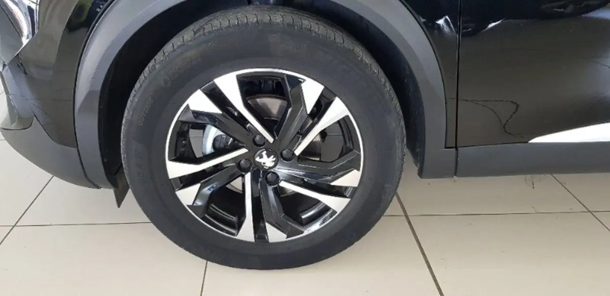 Peugeot 2008 usata a Pordenone (9)